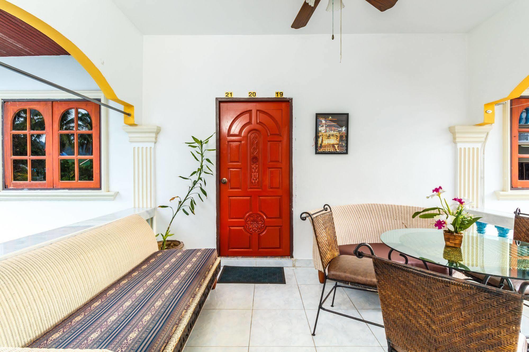 Patong Eriksson Guesthouse מראה חיצוני תמונה
