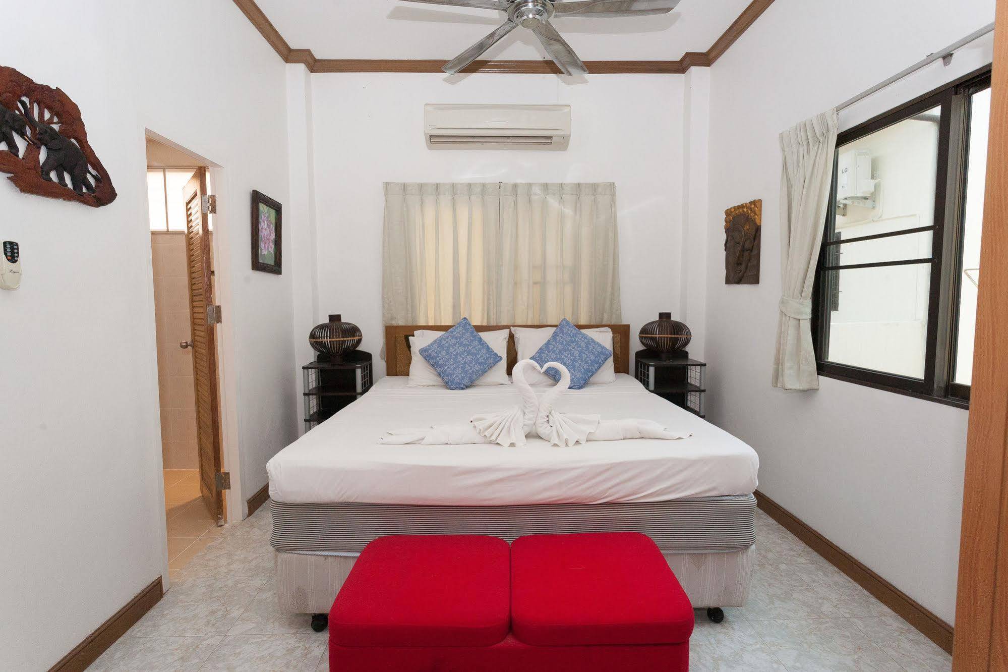 Patong Eriksson Guesthouse מראה חיצוני תמונה