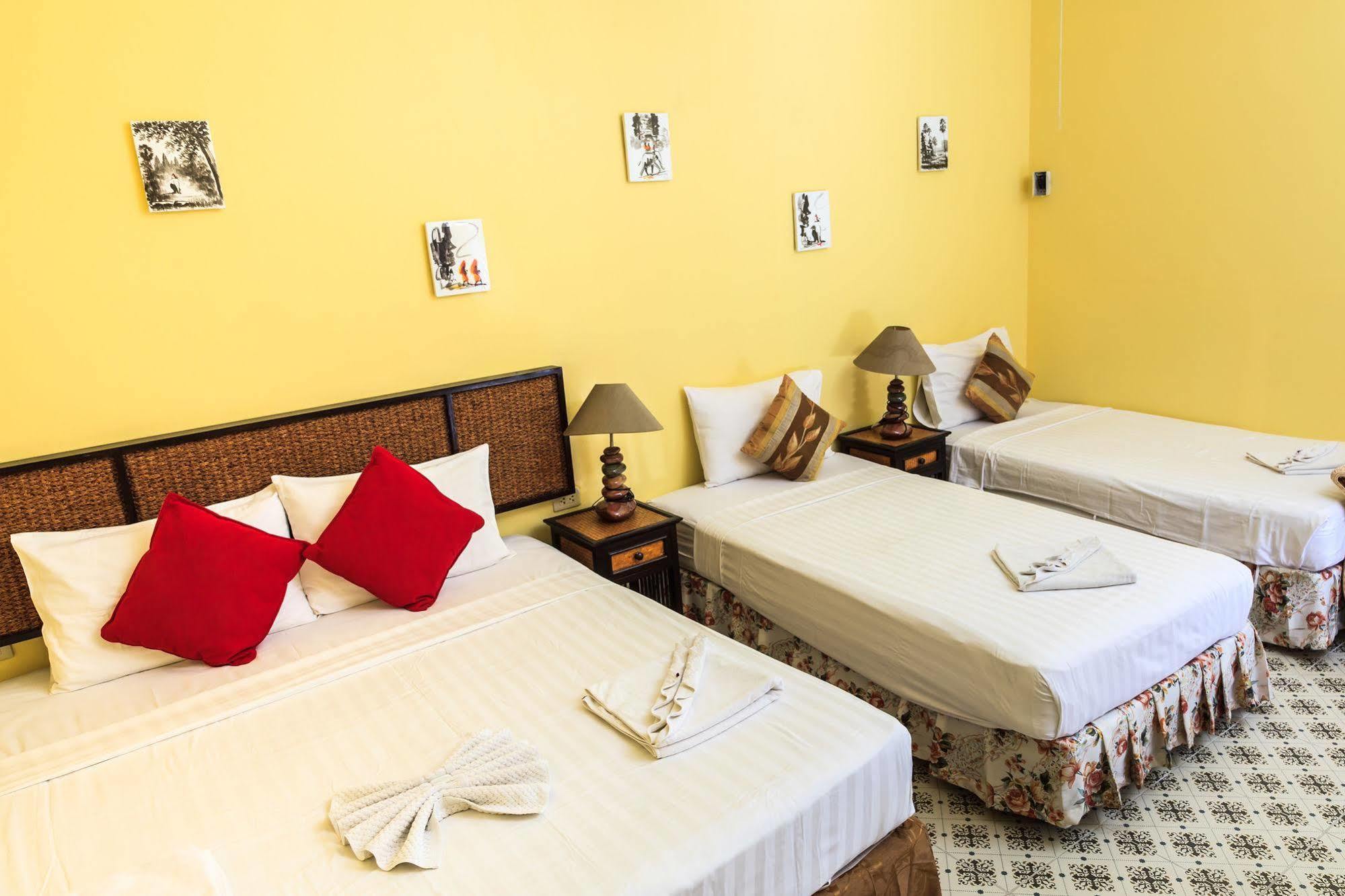 Patong Eriksson Guesthouse מראה חיצוני תמונה
